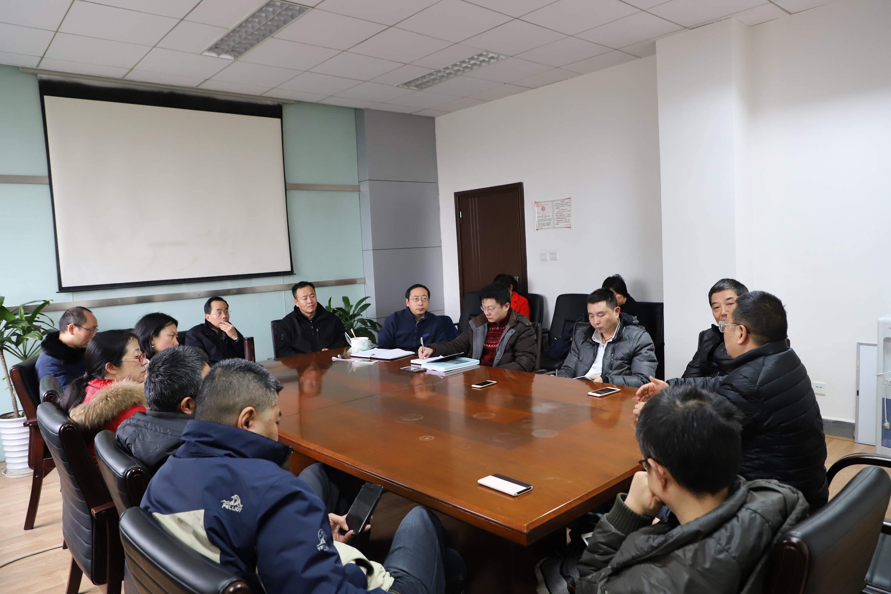 8c23ce473f4d229ea52c5ff37cd76b26.jpg 8c23ce473f4d229ea52c5ff37cd76b26.jpg