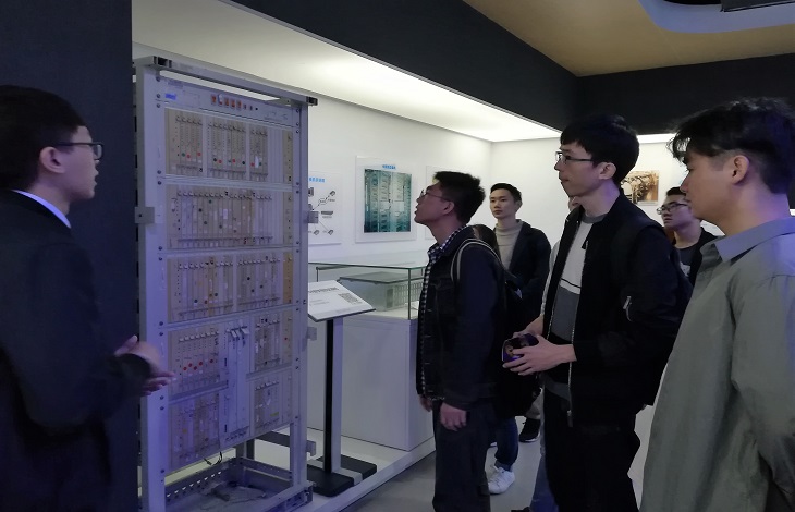 c06b4dd4e2460a3cb070f1dd24607798.jpg c06b4dd4e2460a3cb070f1dd24607798.jpg